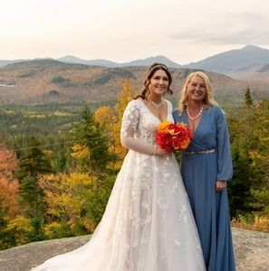 Meet your Posher, Monica